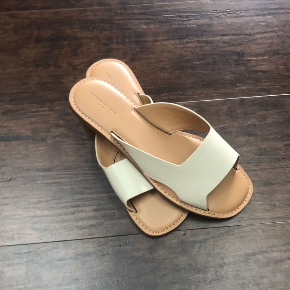 Banana Republic Everyday Slide Sandal